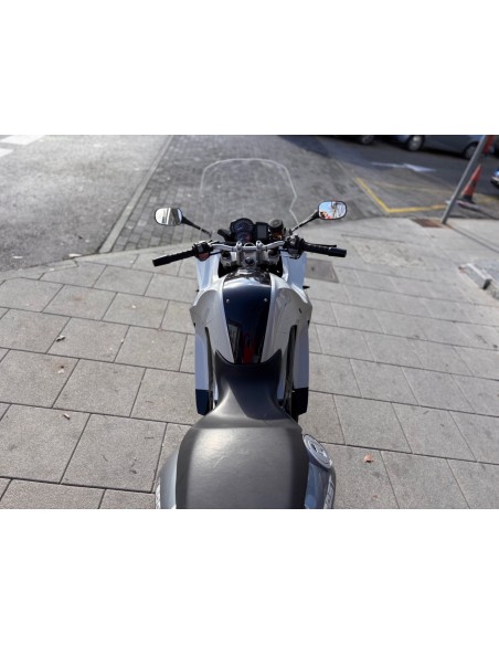 BMW F 800 ST AÑO 2011 CON 54.470 KM.