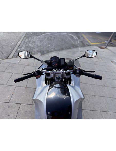 BMW F 800 ST AÑO 2011 CON 54.470 KM.