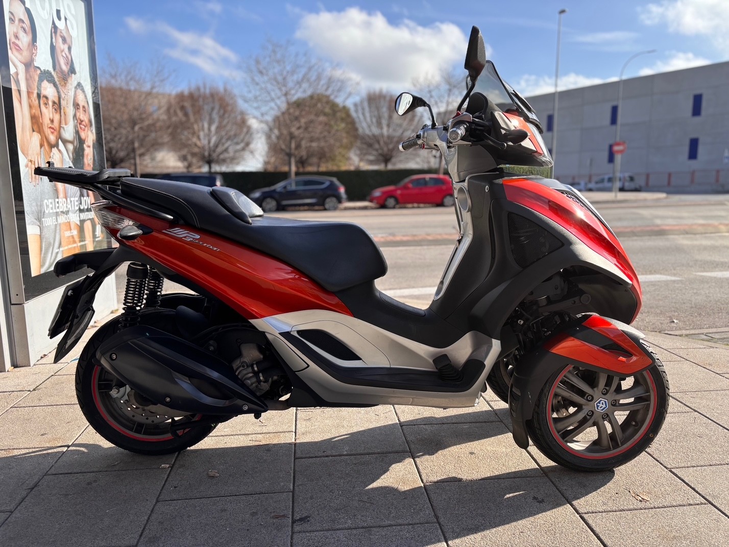 PIAGGIO MP3 YOURBAN 300 LT AÑO 2014...