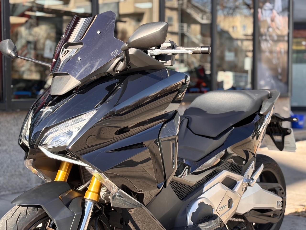 HONDA FORZA 750 AÑO 2022 CON 11.634 KM.