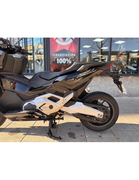 HONDA FORZA 750 AÑO 2022 CON 11.634 KM.