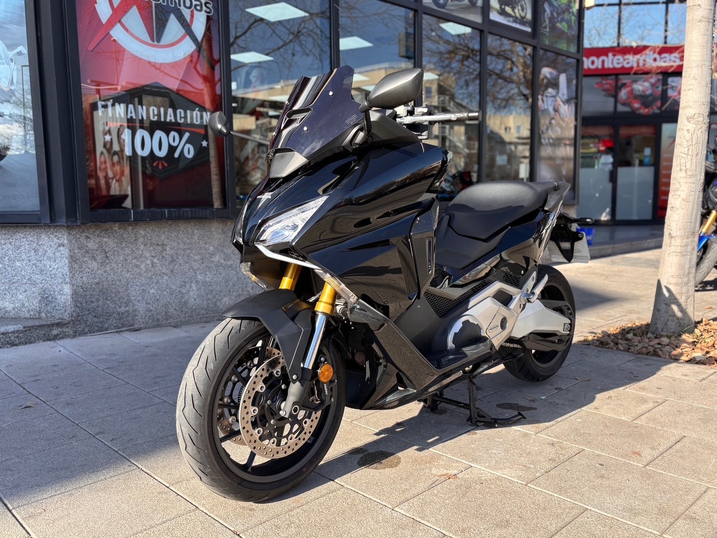 HONDA FORZA 750 AÑO 2022 CON 11.634 KM.