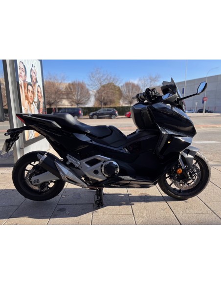 HONDA FORZA 750 AÑO 2022 CON 11.634 KM.