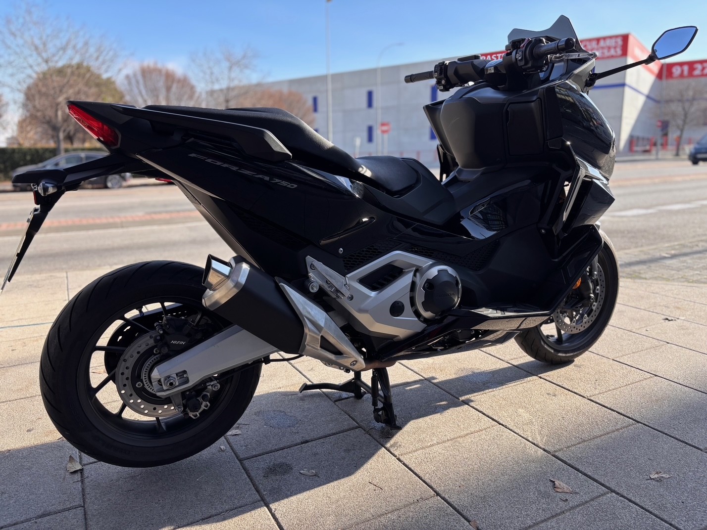 HONDA FORZA 750 AÑO 2022 CON 11.634 KM.