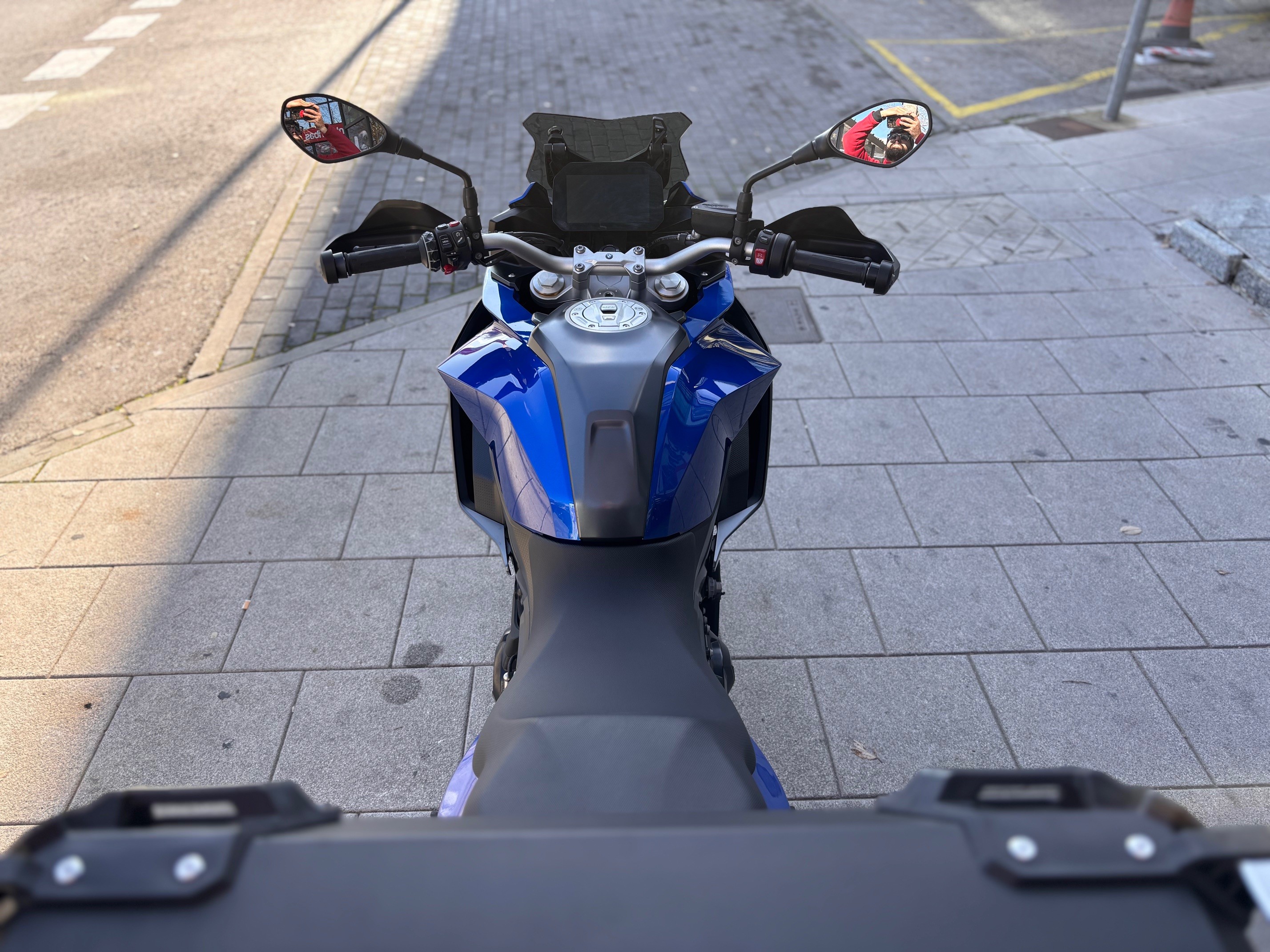 BMW F 900 XR AÑO 2022 CON 16.095 KM.