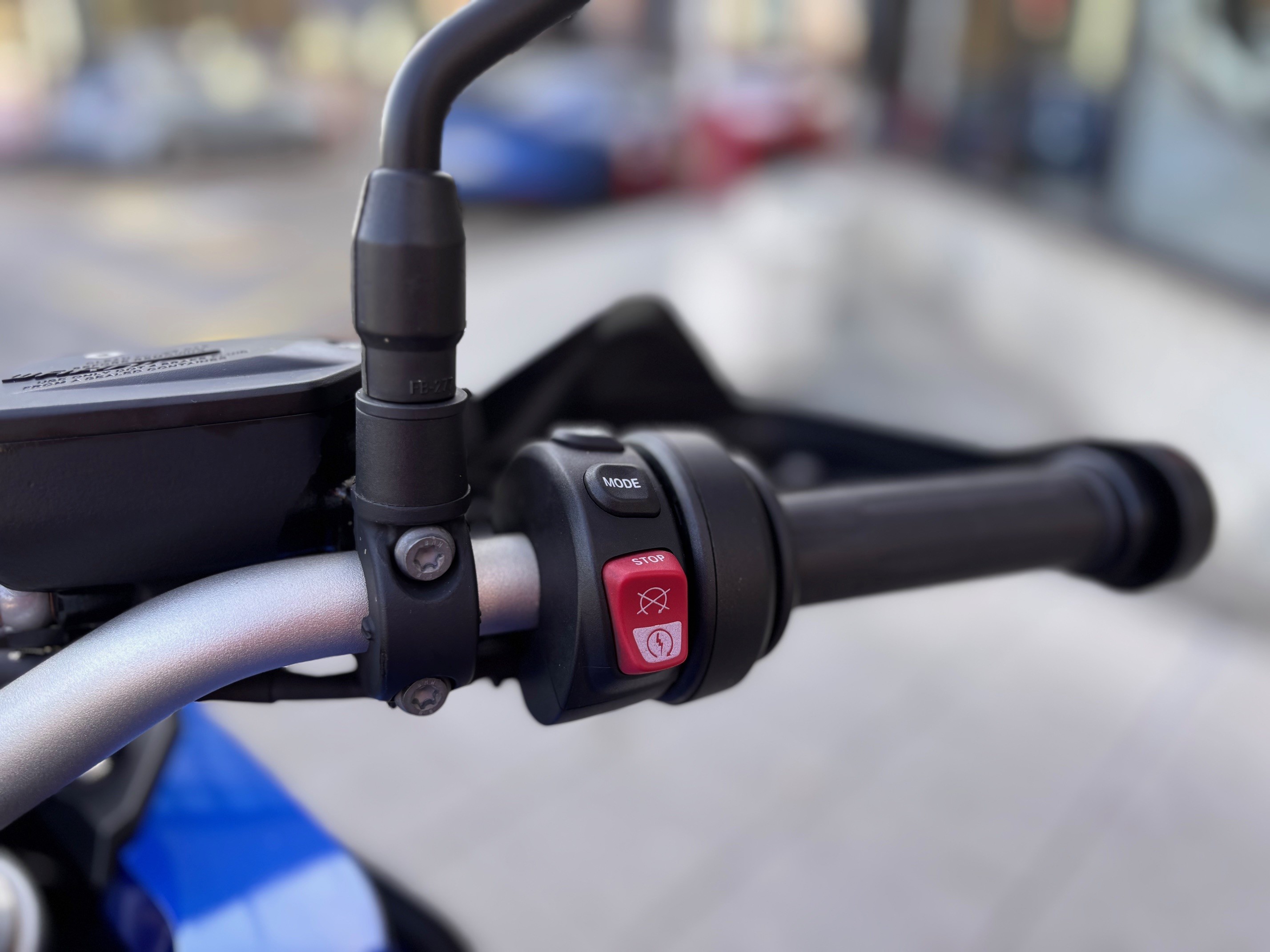 BMW F 900 XR AÑO 2022 CON 16.095 KM.