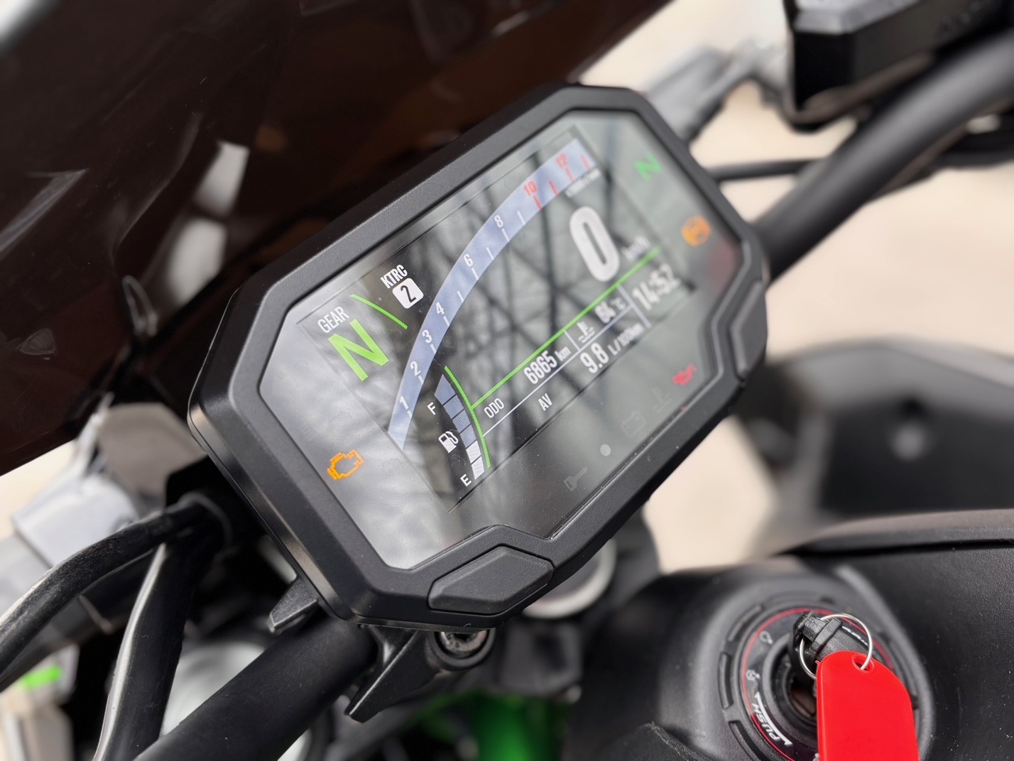 KAWASAKI Z 900 A2 AÑO 2023 CON 6.868 KM.