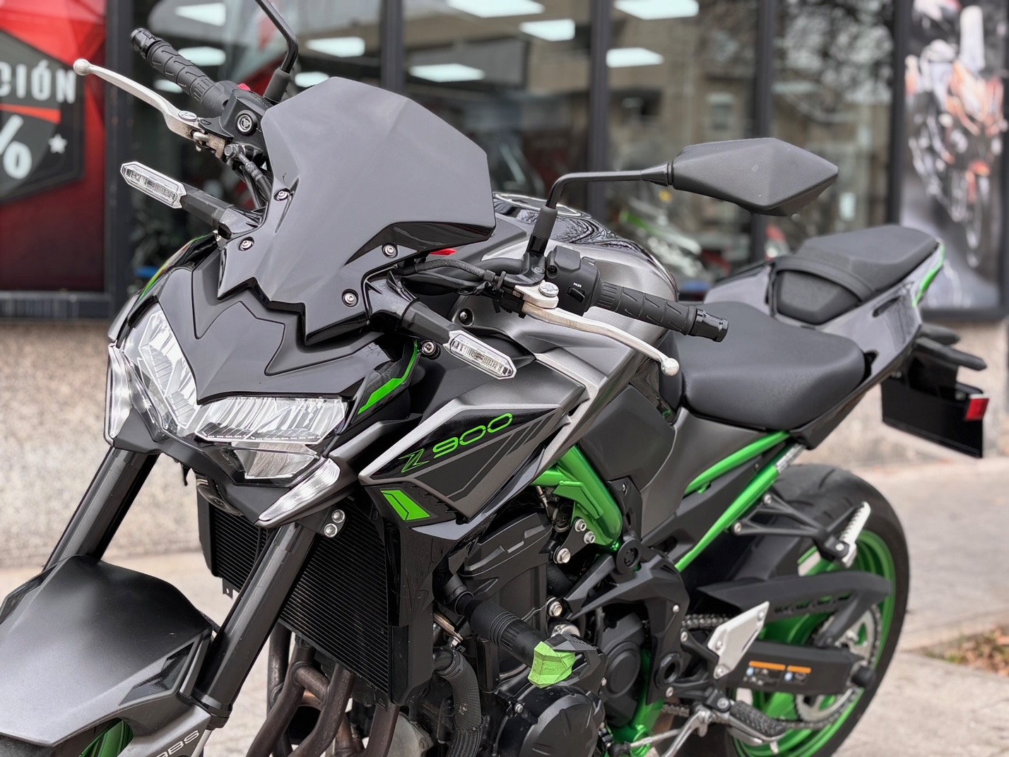 KAWASAKI Z 900 A2 AÑO 2023 CON 6.868 KM.