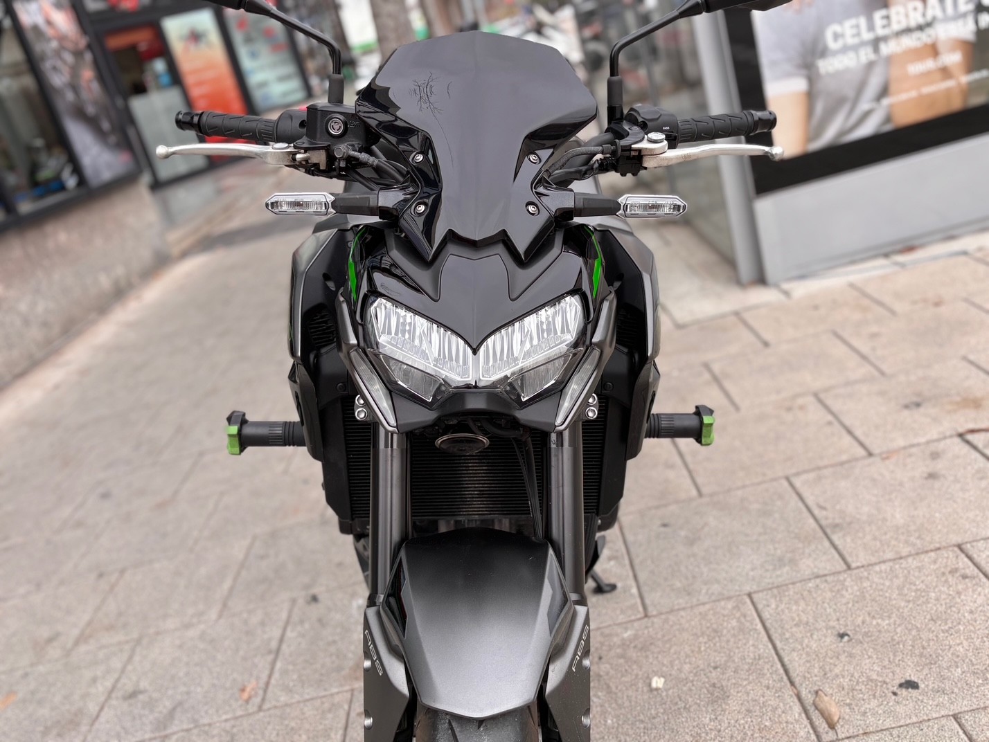 KAWASAKI Z 900 A2 AÑO 2023 CON 6.868 KM.