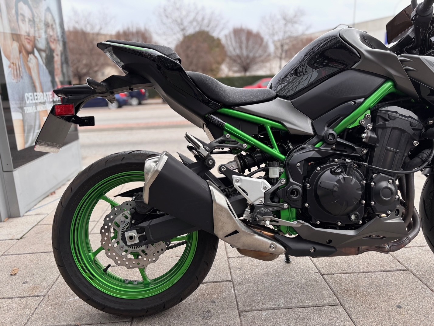 KAWASAKI Z 900 A2 AÑO 2023 CON 6.868 KM.