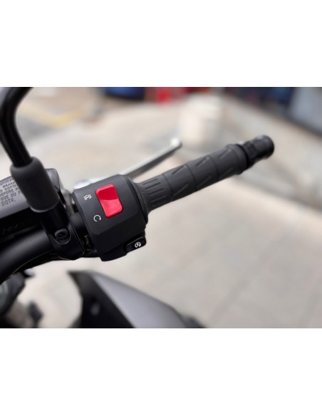 KAWASAKI Z 900 A2 AÑO 2023 CON 6.868 KM.