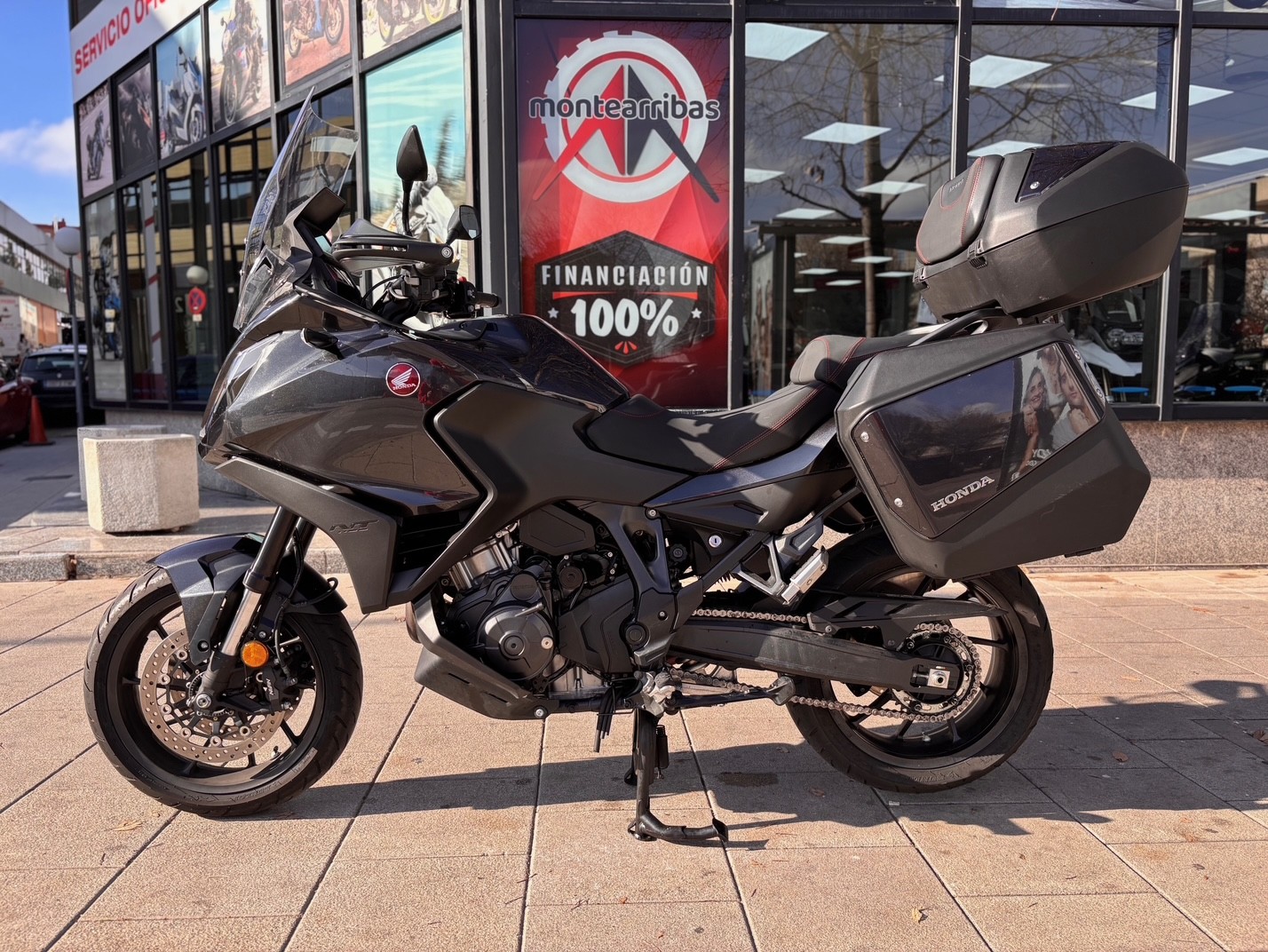 HONDA NT 1100 DCT AÑO 2022 CON 9.304 KM.