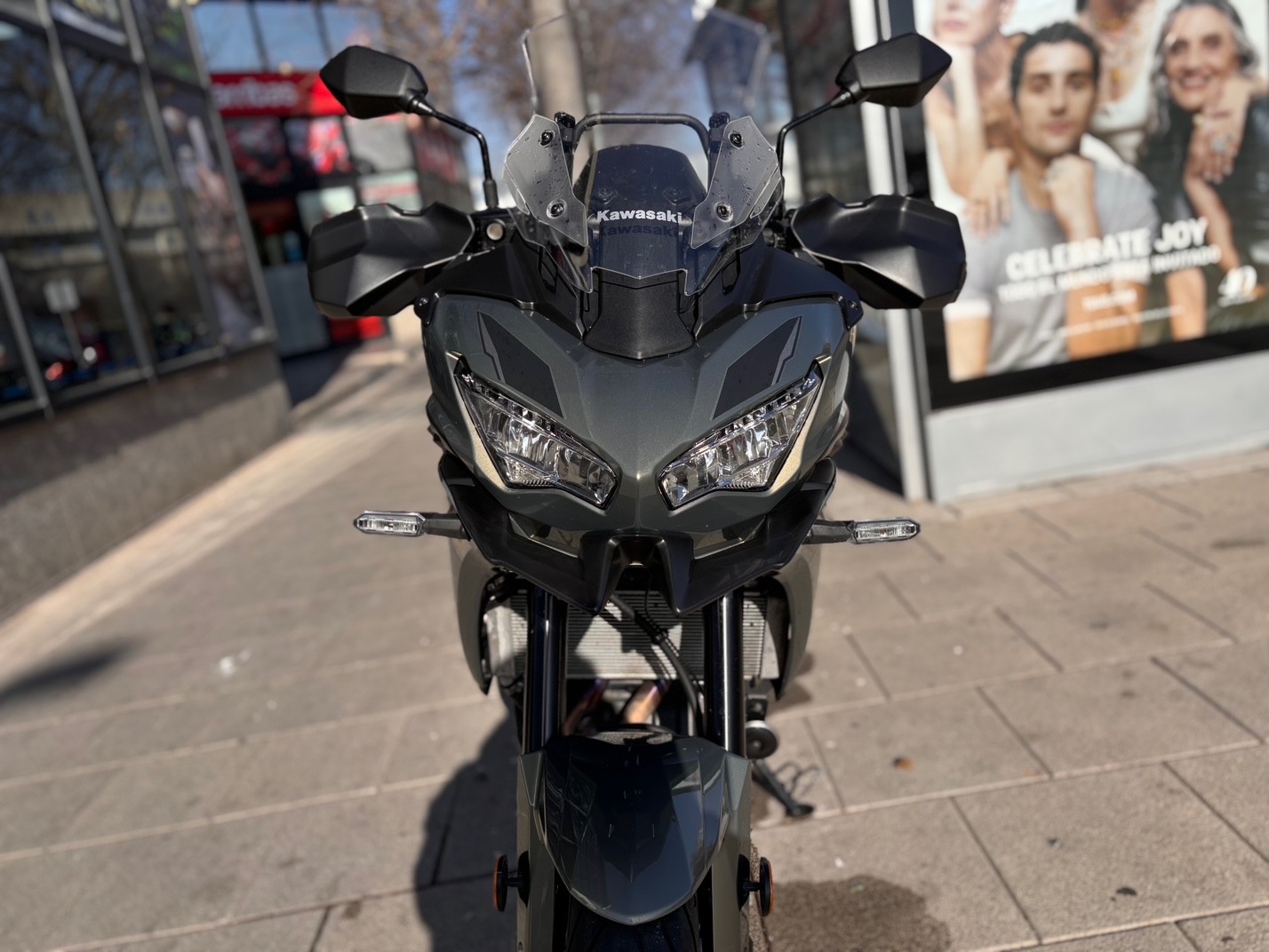 KAWASAKI VERSYS 650 TOURER AÑO 2023...