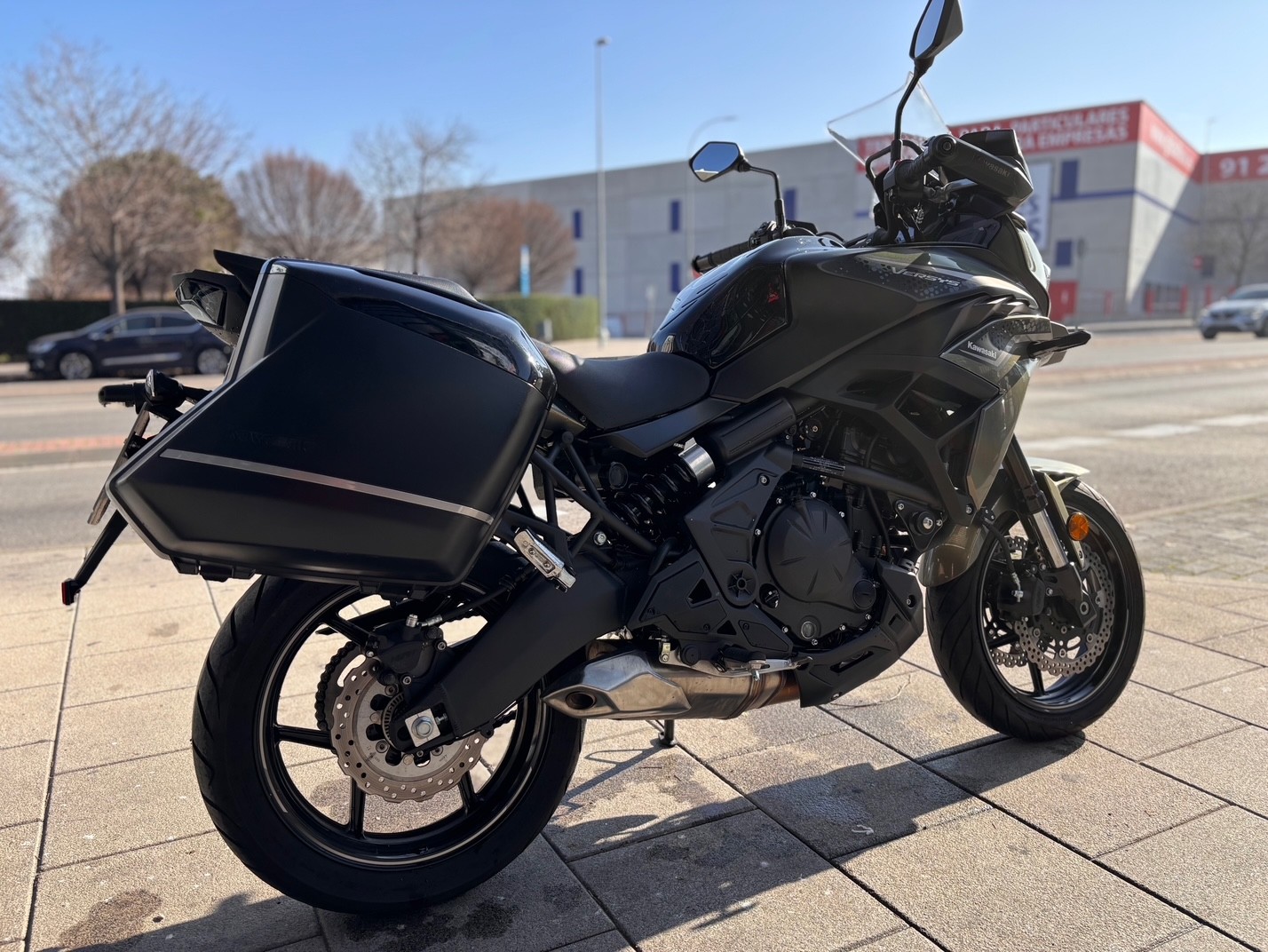 KAWASAKI VERSYS 650 TOURER AÑO 2023...