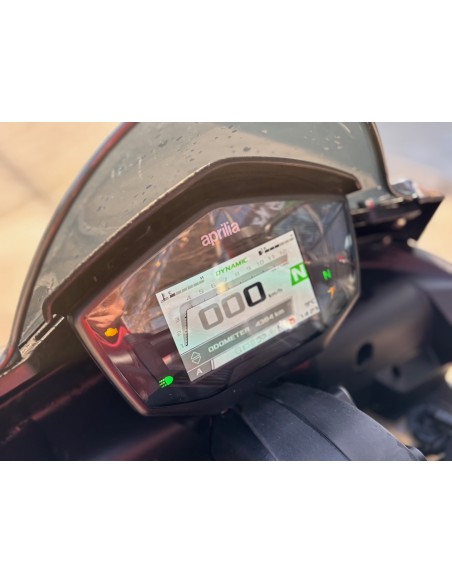 APRILIA TUONO 660 FACTORY AÑO 2022 CON 4.383 KM.