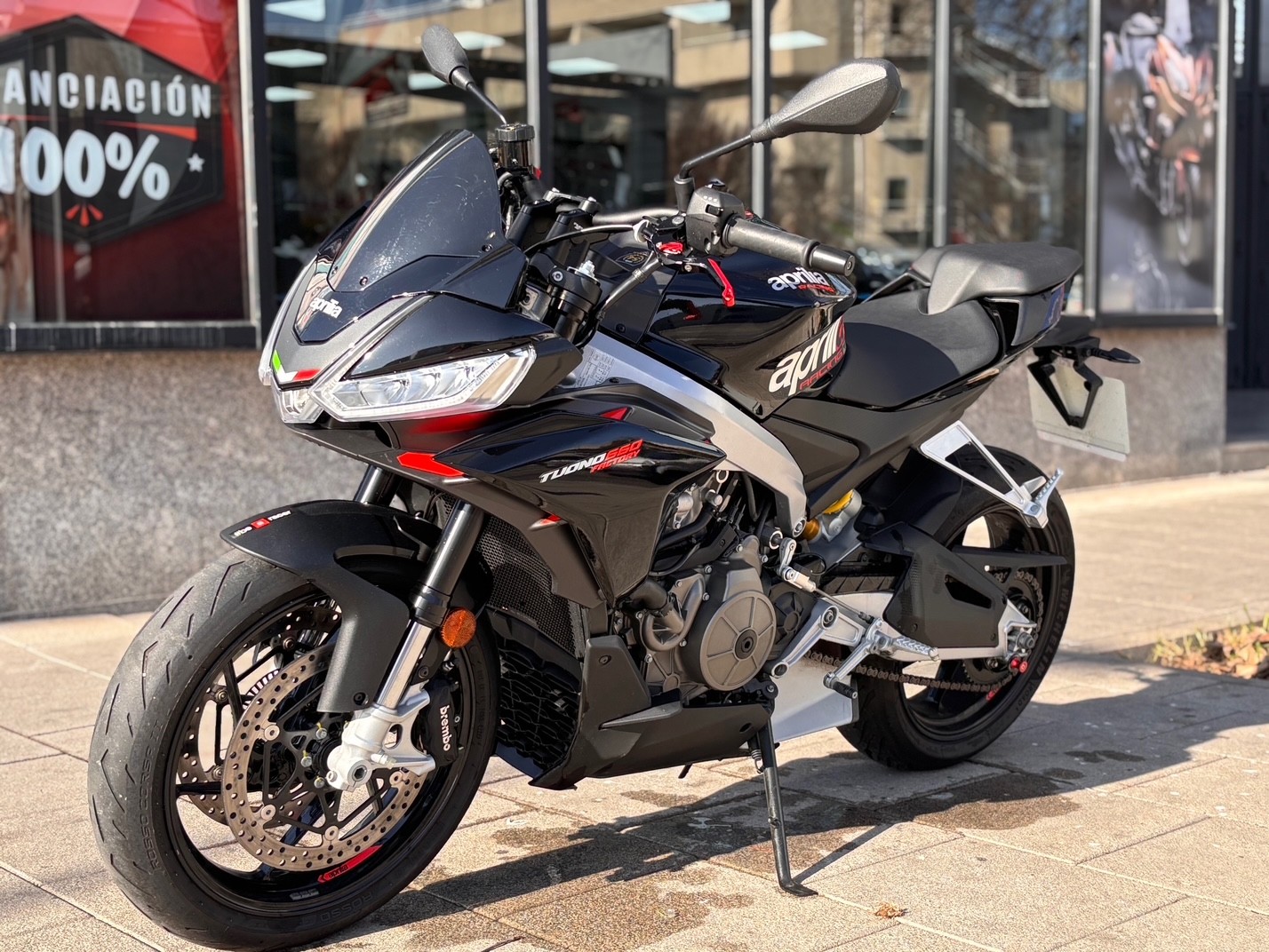 APRILIA TUONO 660 FACTORY AÑO 2022...