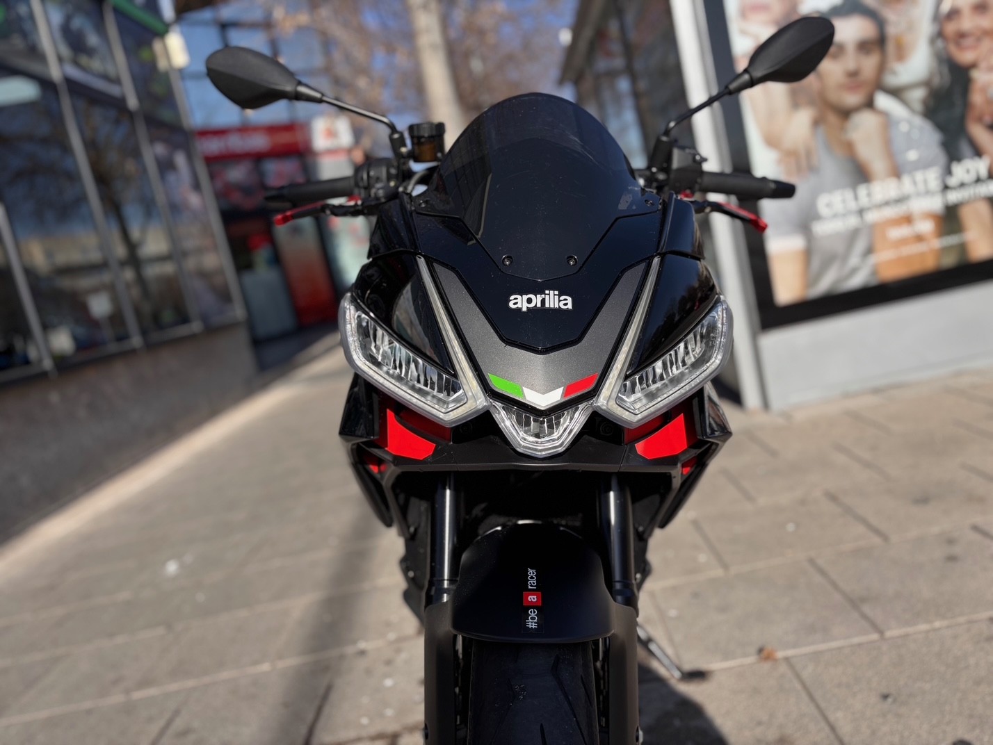 APRILIA TUONO 660 FACTORY AÑO 2022...
