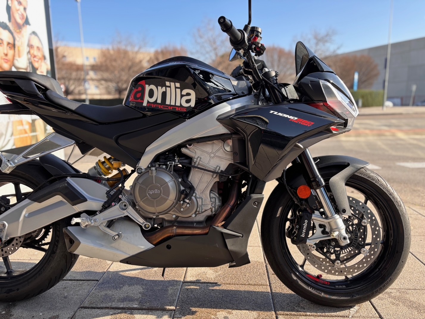 APRILIA TUONO 660 FACTORY AÑO 2022...