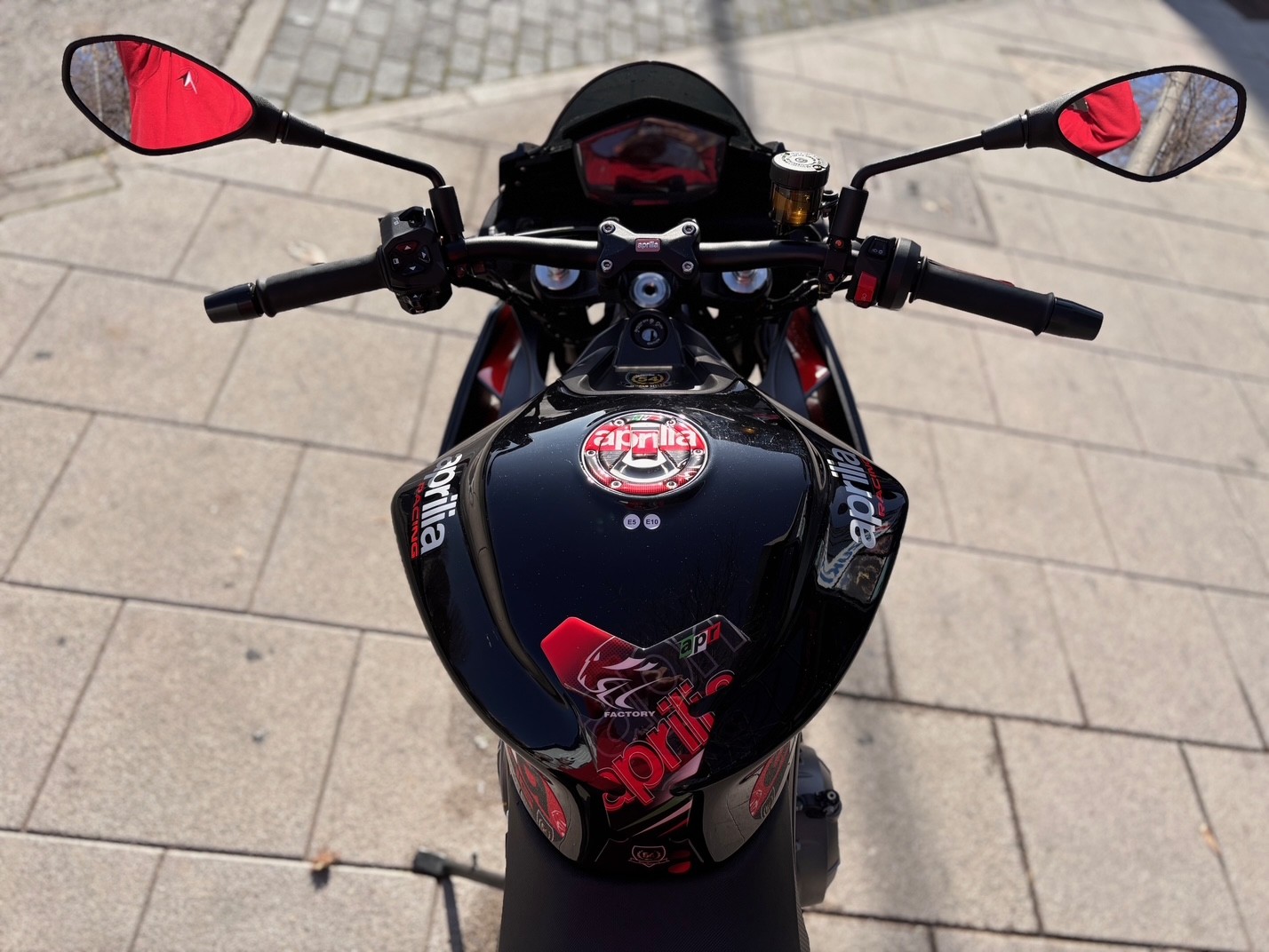 APRILIA TUONO 660 FACTORY AÑO 2022...