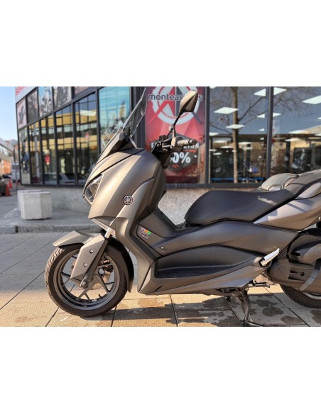 YAMAHA X-MAX 125 AÑO 2019 CON 25.244 KM.