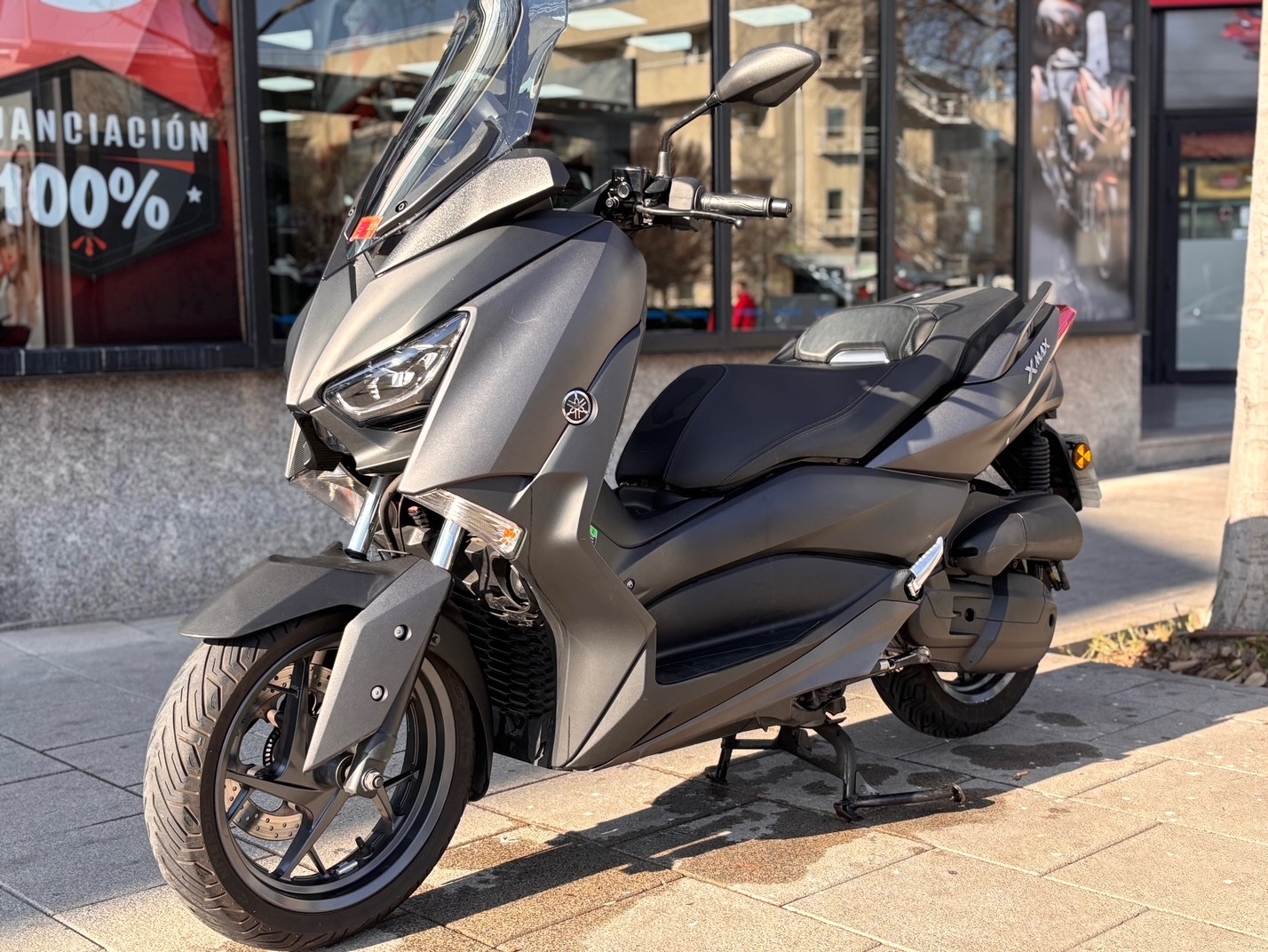 YAMAHA X-MAX 125 AÑO 2019 CON 25.244 KM.