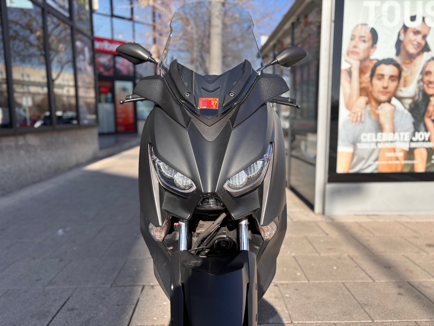 YAMAHA X-MAX 125 AÑO 2019 CON 25.244 KM.