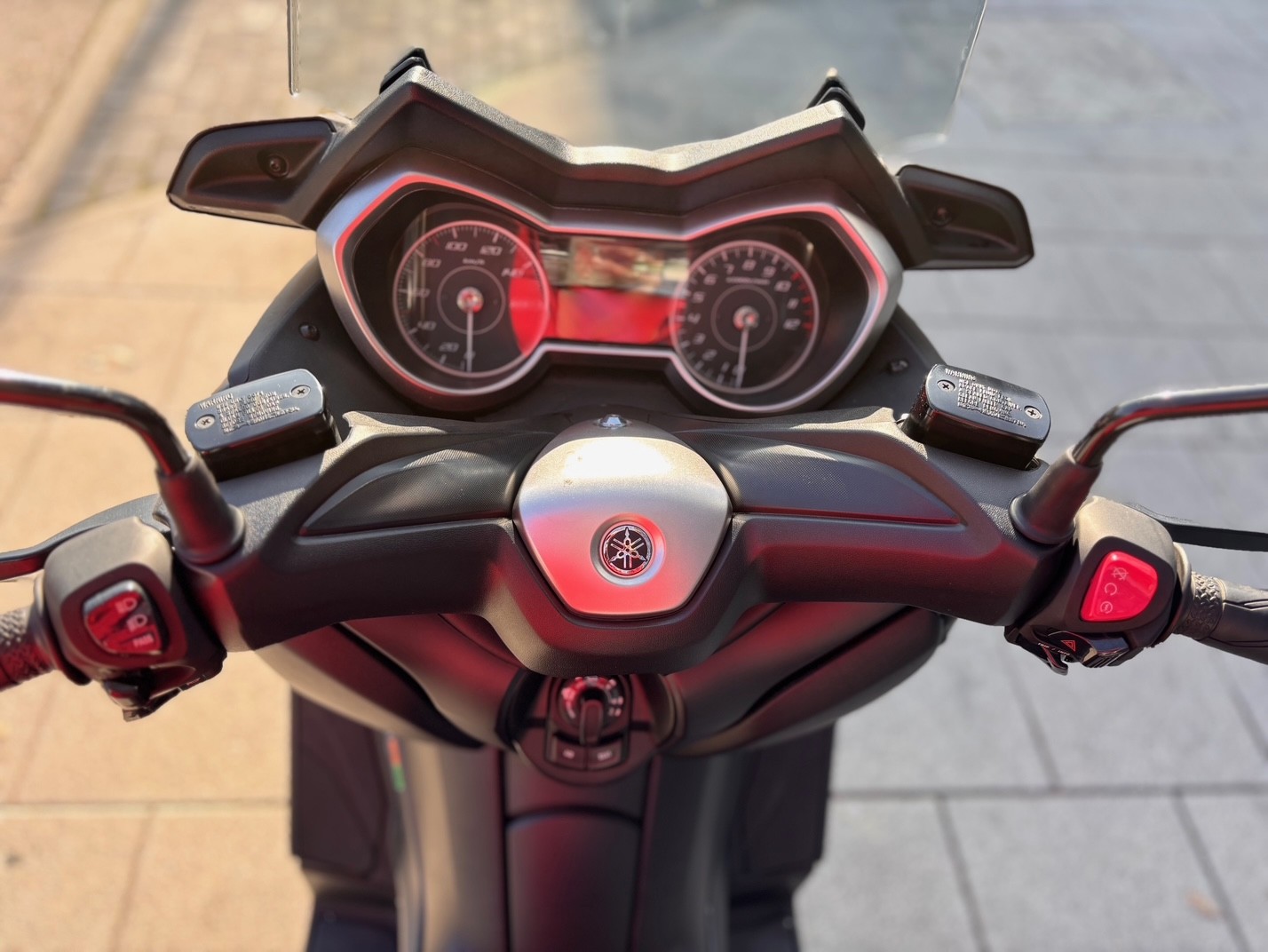 YAMAHA X-MAX 125 AÑO 2019 CON 25.244 KM.