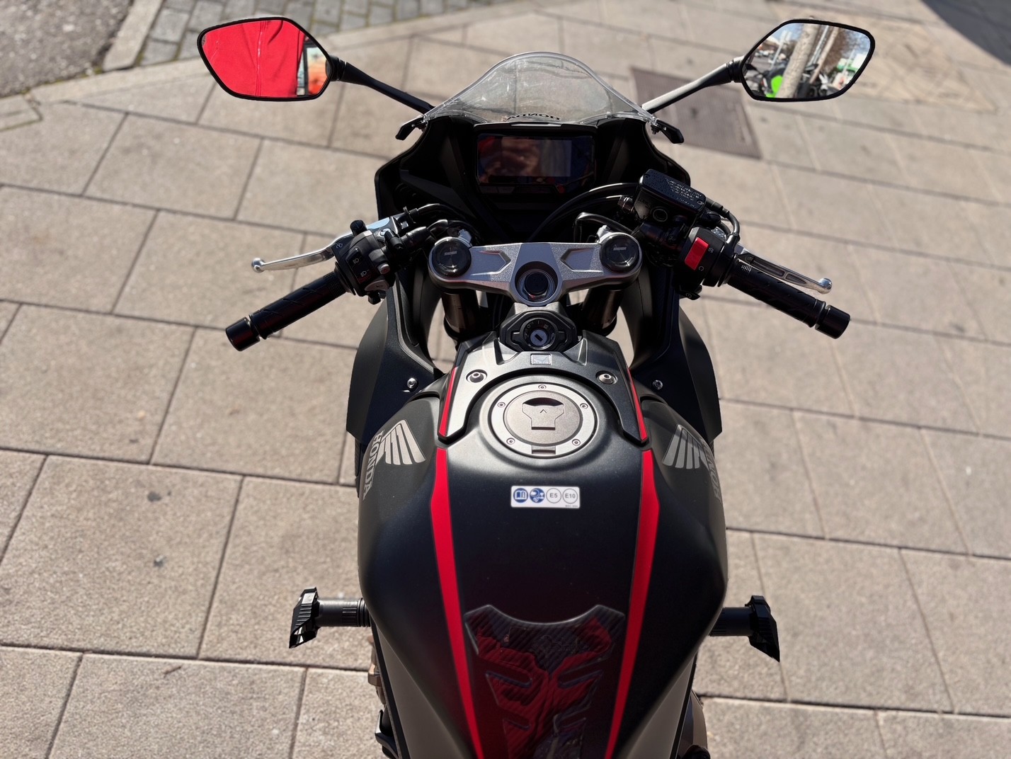 HONDA CBR 650 R AÑO 2019 CON 7.189 KM.