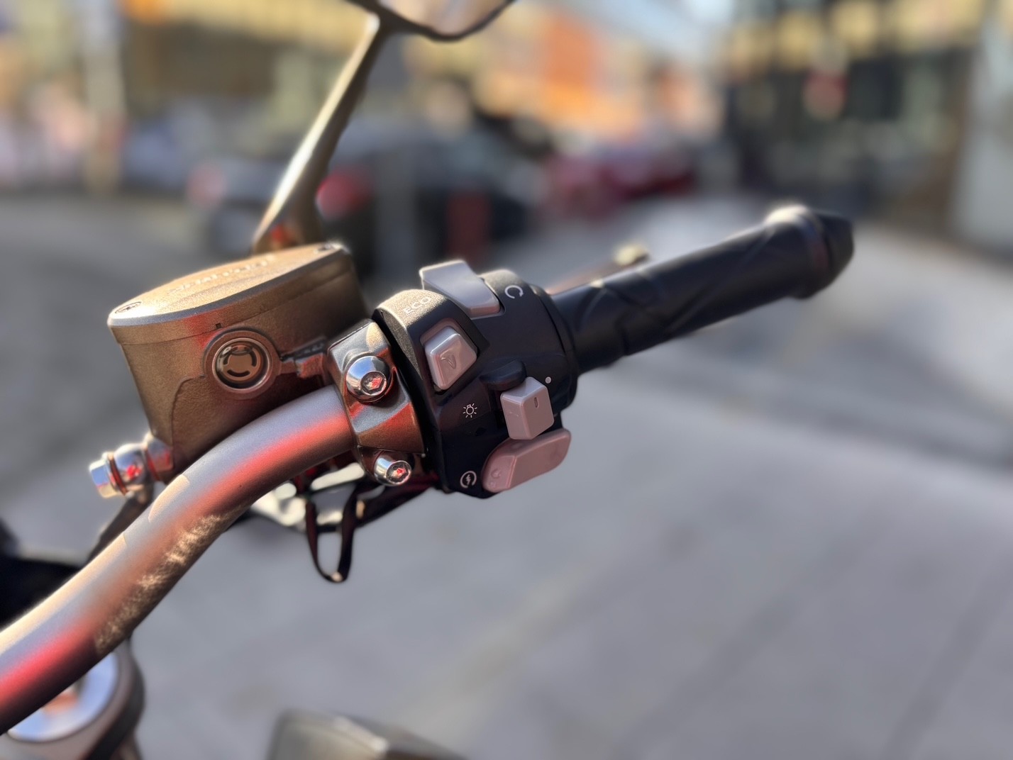 ZONTES Z2-125 AÑO 2023 CON 6.231 KM.