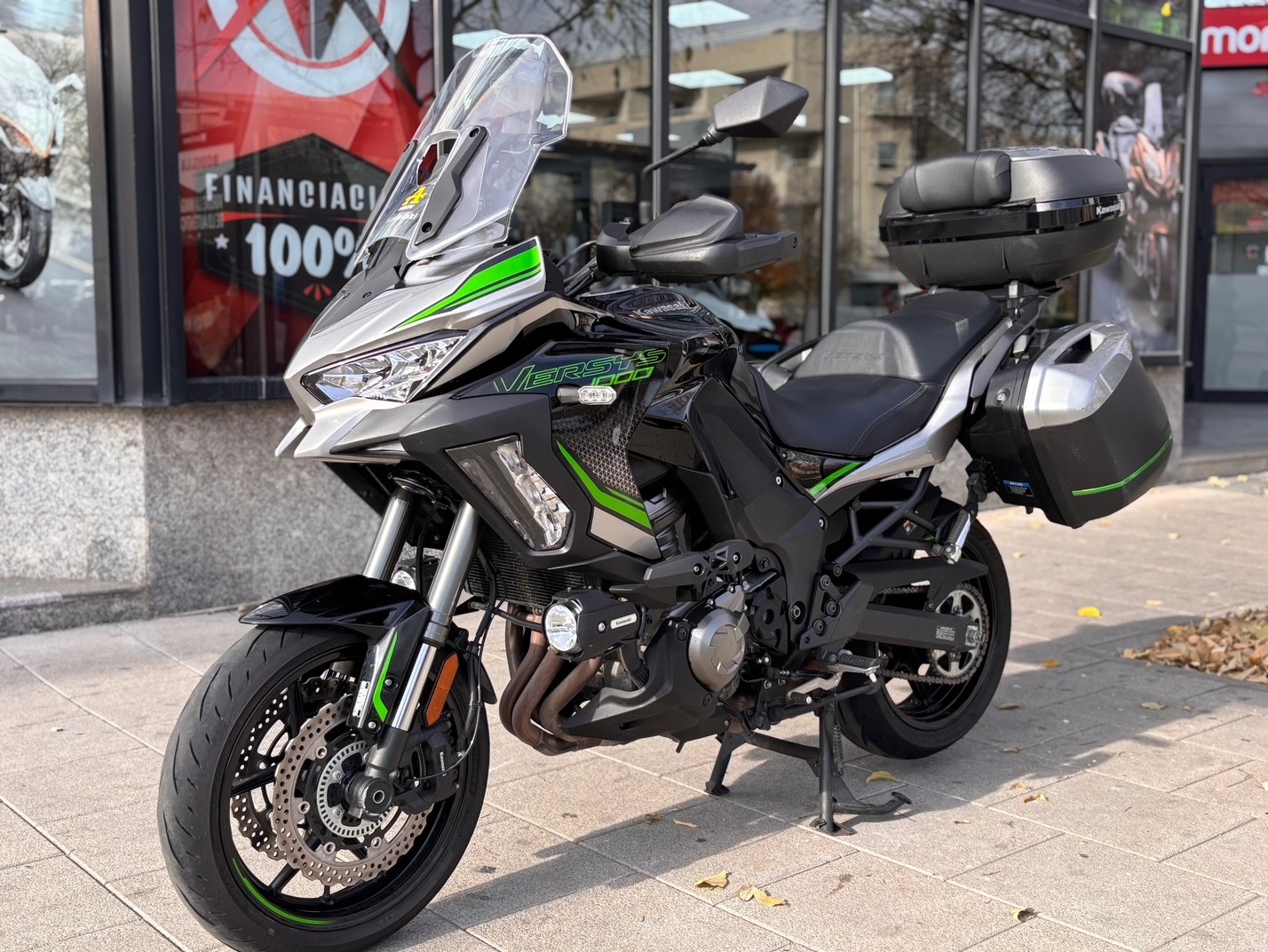 KAWASAKI VERSYS 1000 SE GRAND TOURER...