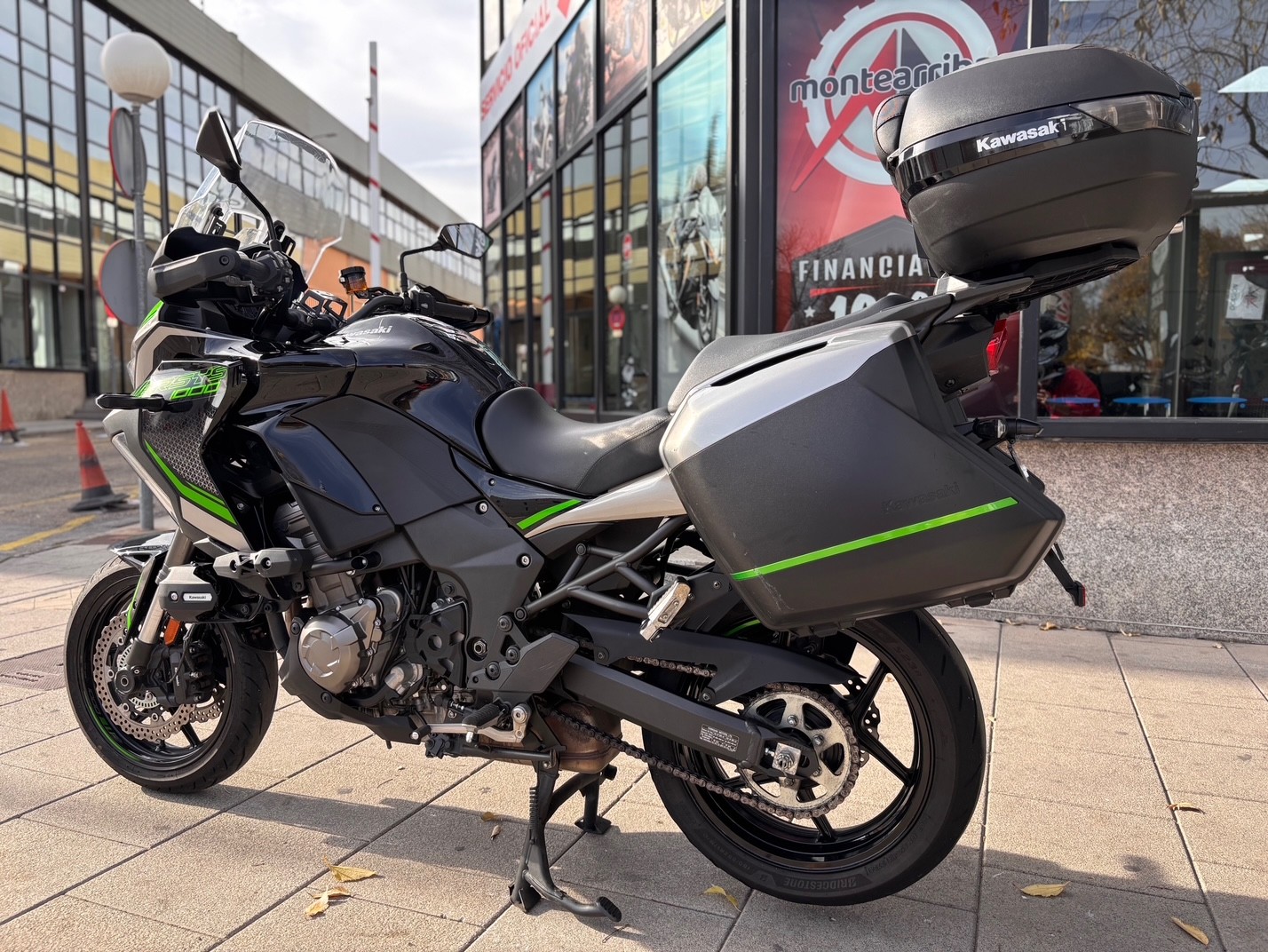 KAWASAKI VERSYS 1000 SE GRAND TOURER...