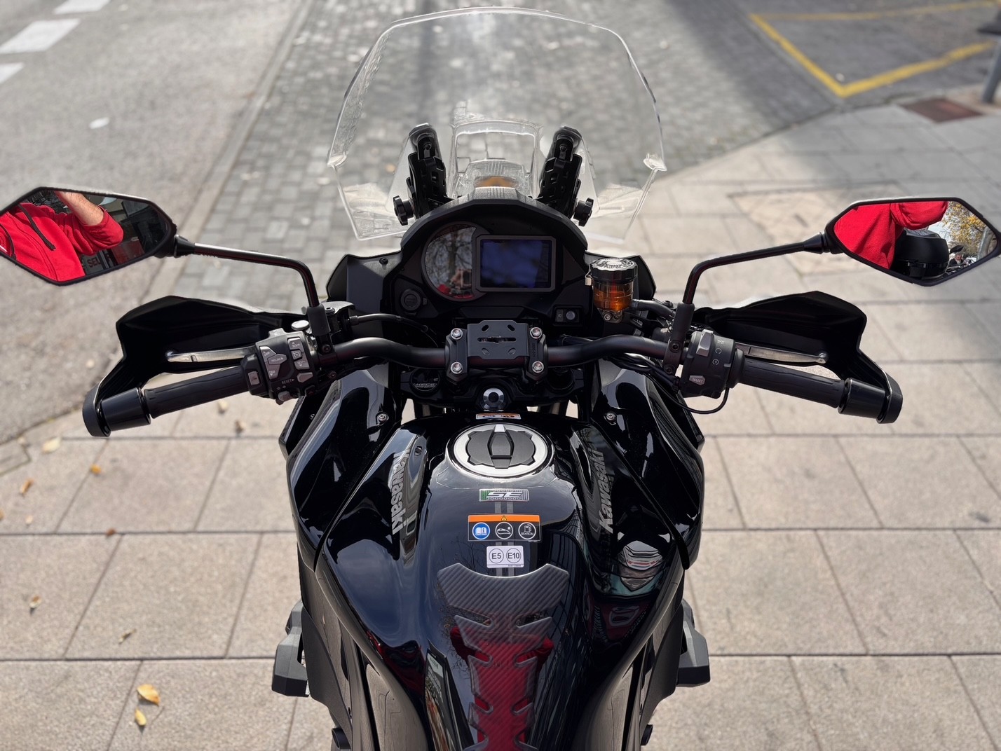 KAWASAKI VERSYS 1000 SE GRAND TOURER...