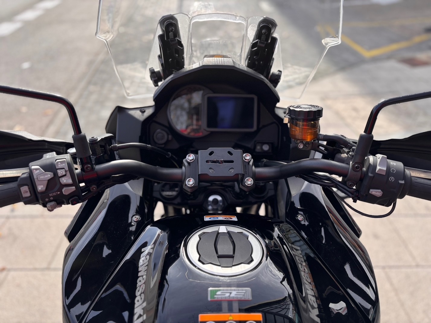 KAWASAKI VERSYS 1000 SE GRAND TOURER...