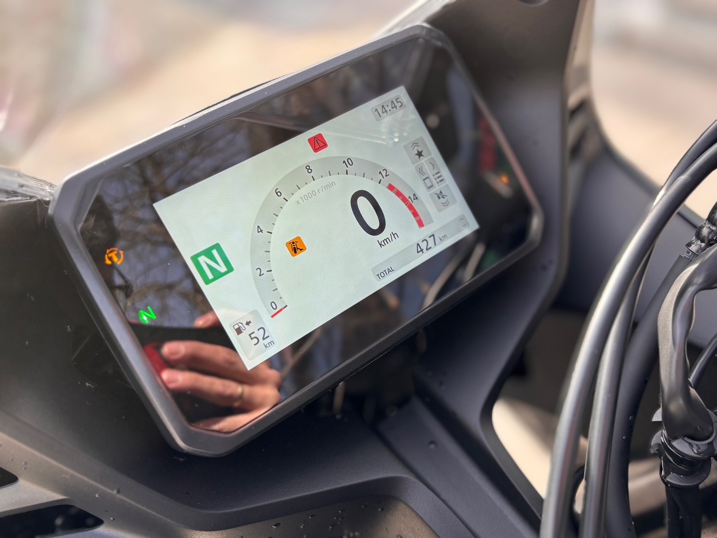 HONDA CBR 650 R AÑO 2025 CON 426 KM.