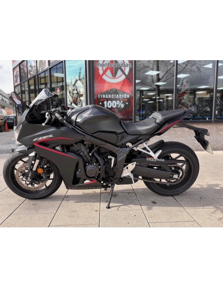 HONDA CBR 650 R AÑO 2025 CON 426 KM.