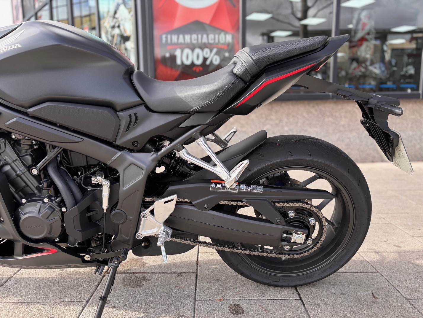 HONDA CBR 650 R AÑO 2025 CON 426 KM.