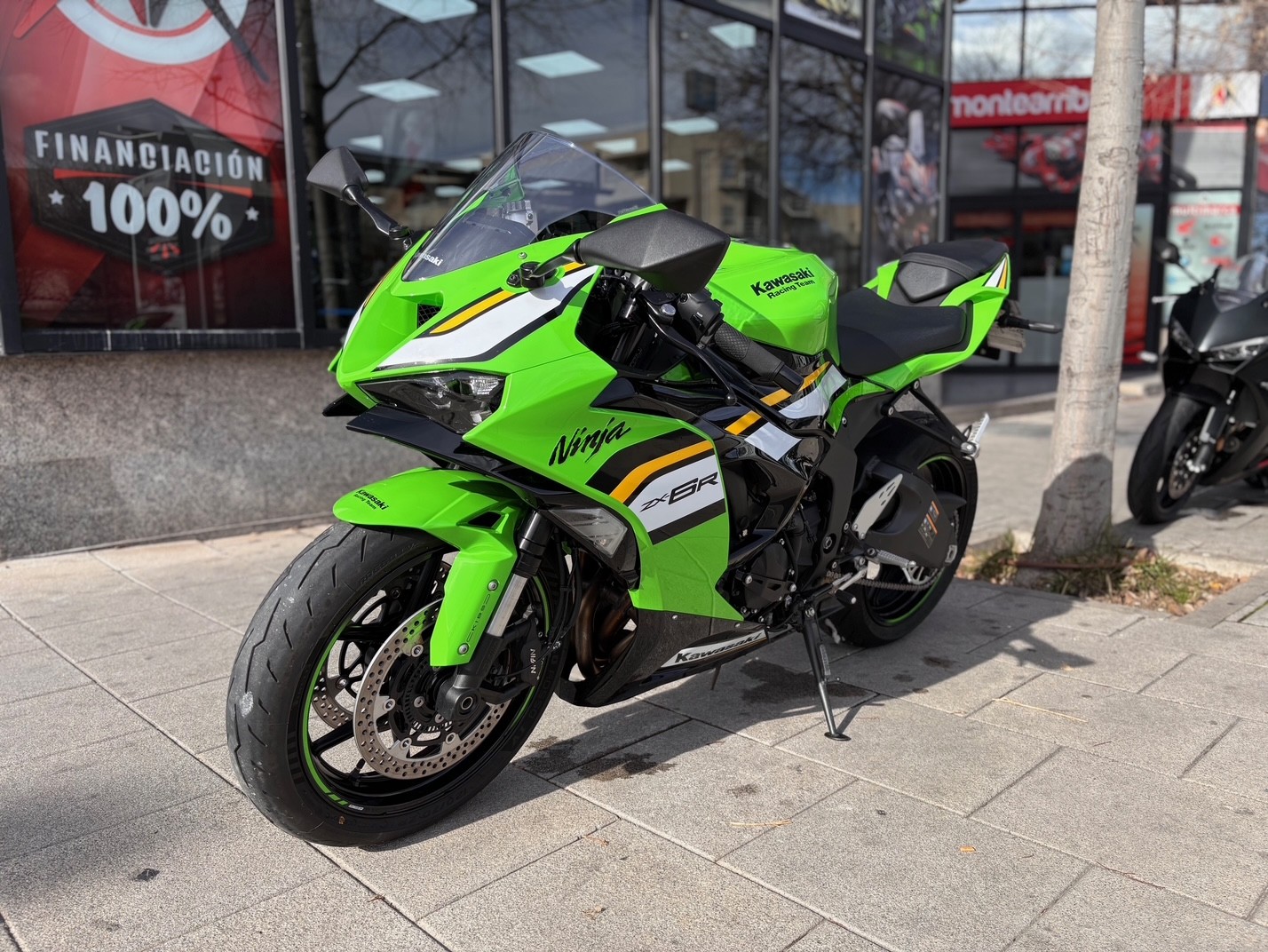 KAWASAKI NINJA ZX-6R AÑO 2025 CON...