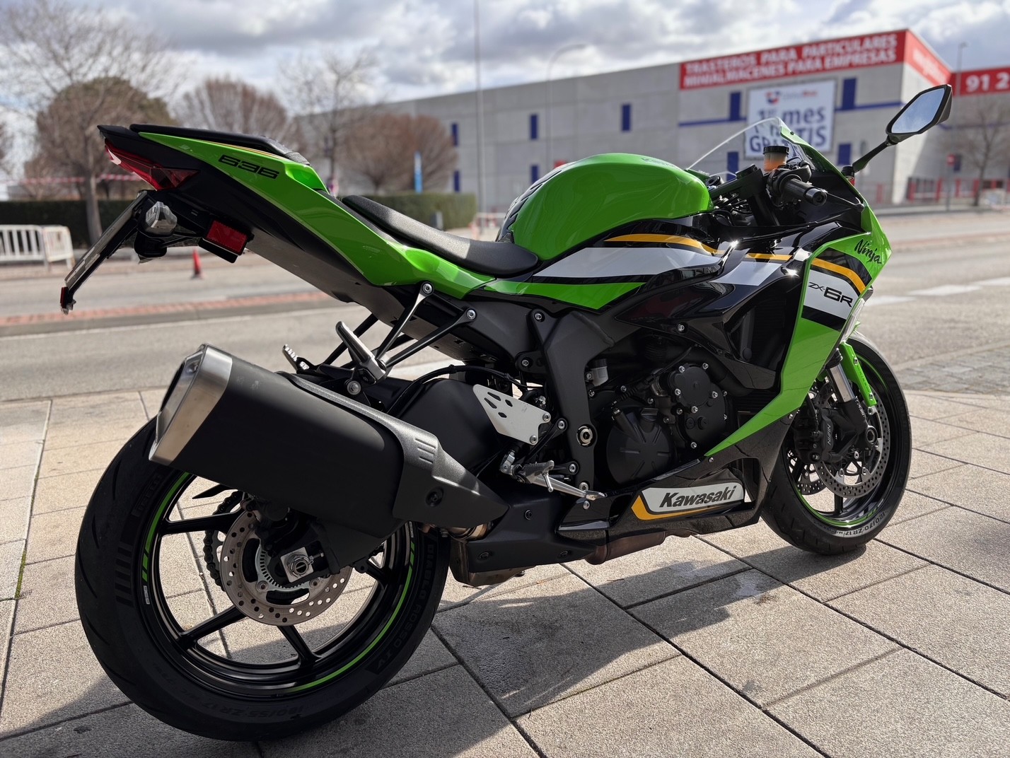 KAWASAKI NINJA ZX-6R AÑO 2025 CON...