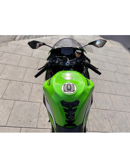KAWASAKI NINJA ZX-6R AÑO 2025 CON 4.406 KM.