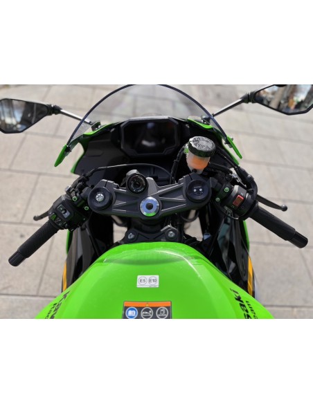 KAWASAKI NINJA ZX-6R AÑO 2025 CON 4.406 KM.
