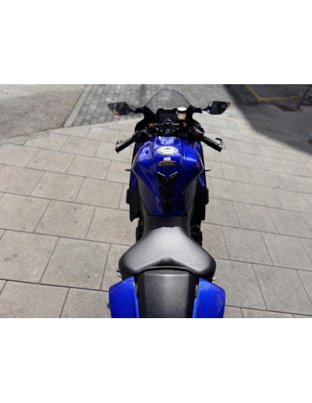 YAMAHA YZF690- U AÑO 2024 CON 9.425 KM.