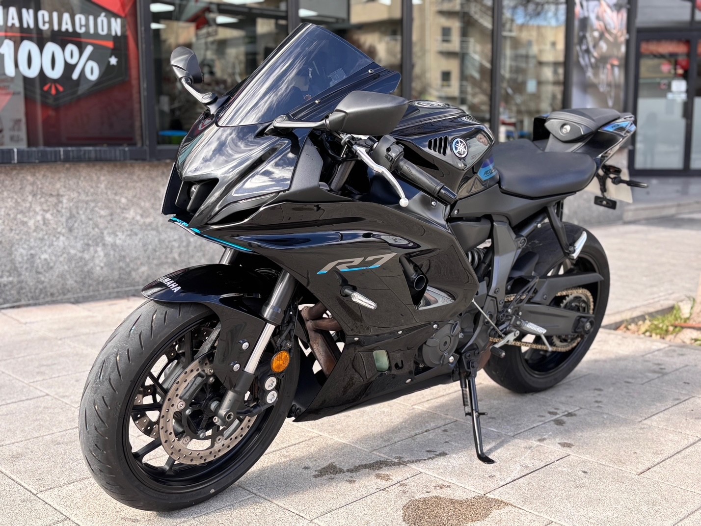 YAMAHA YZF690-U AÑO 2022 CON 4.902 KM.