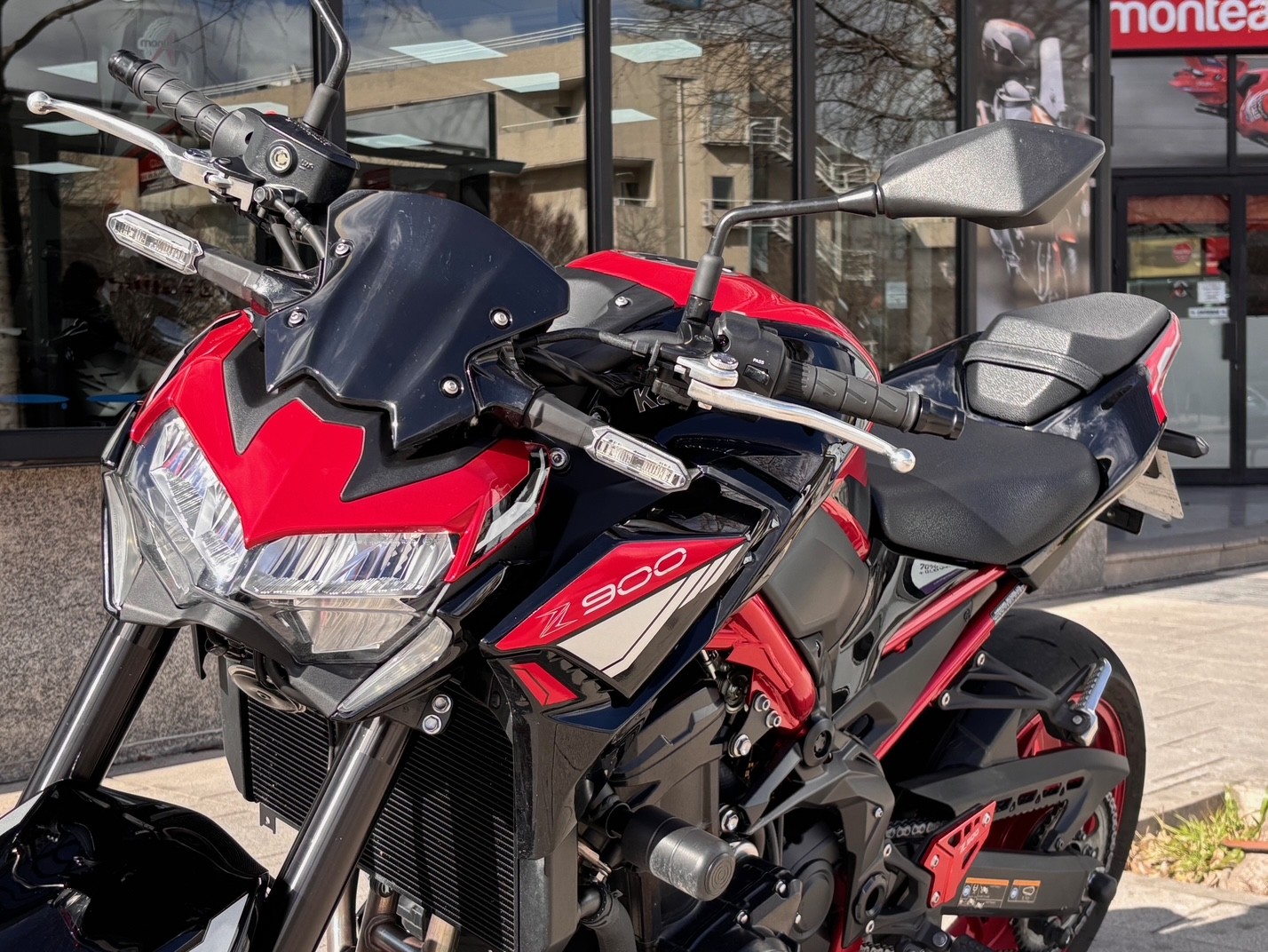 KAWASAKI Z 900 A2 AÑO 2024 CON 7.364 KM.