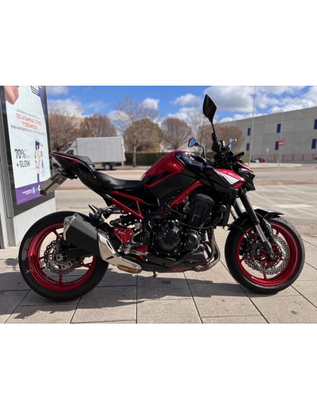 KAWASAKI Z 900 A2 AÑO 2024 CON 7.364 KM.