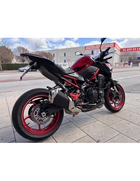 KAWASAKI Z 900 A2 AÑO 2024 CON 7.364 KM.