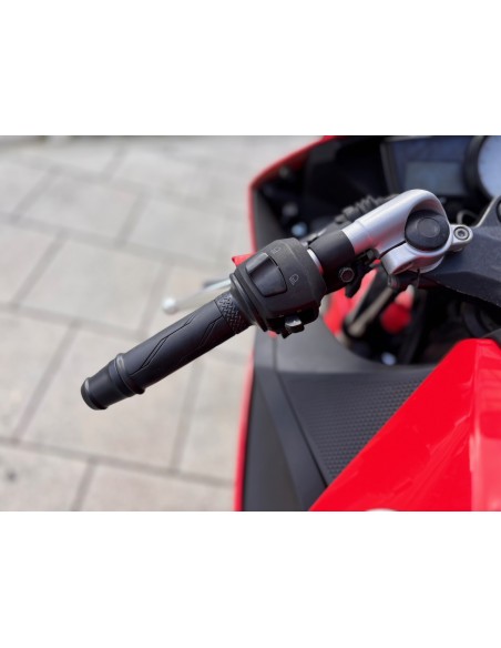 YAMAHA YZF R 125 AÑO 2009 CON 27.416 KM.