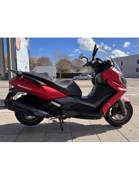KYMCO SUPERDINK 350 AÑO 2018 CON 3.381 KM.