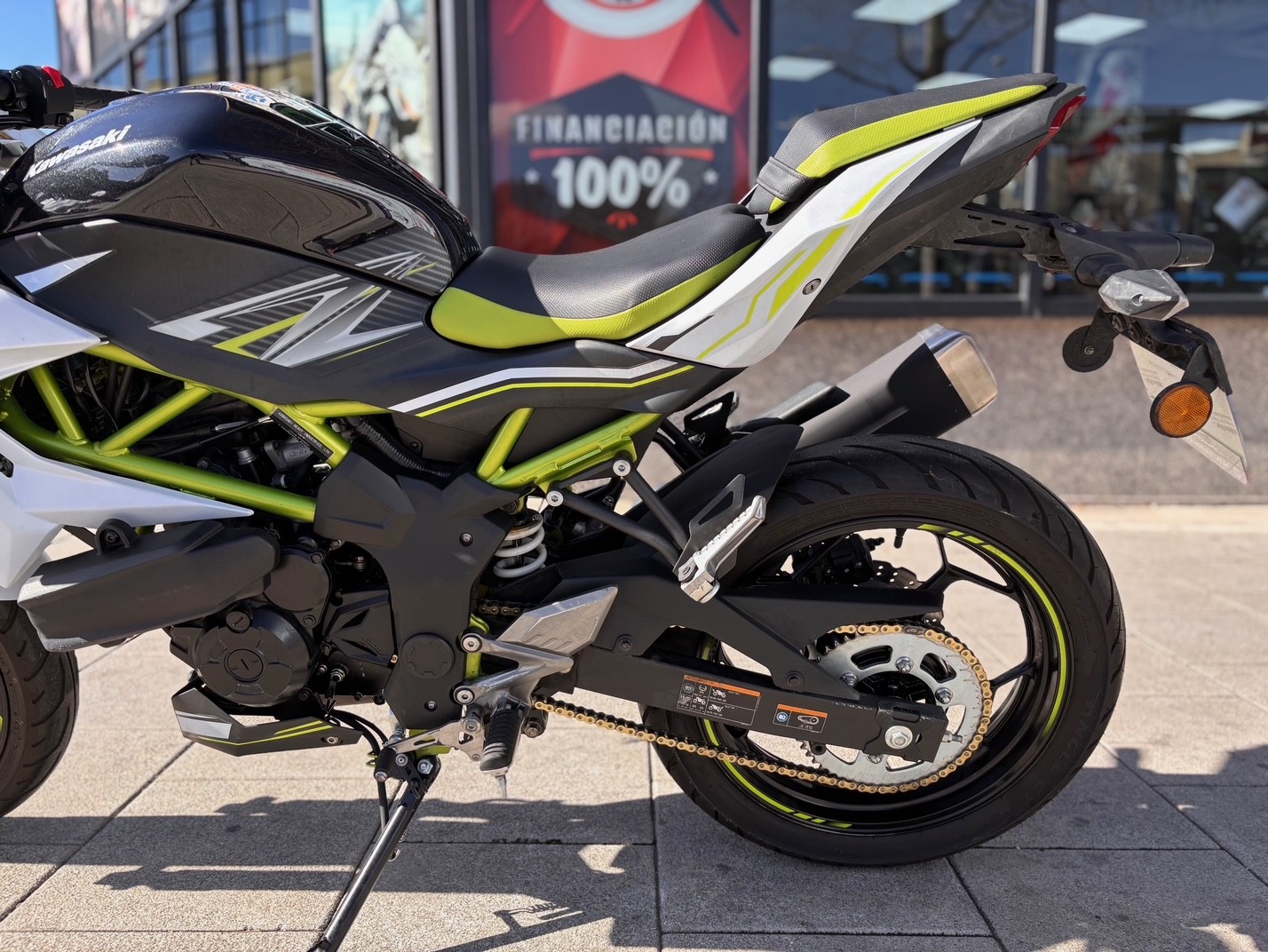 KAWASAKI Z 125 AÑO 2021 CON 14.752 KM.