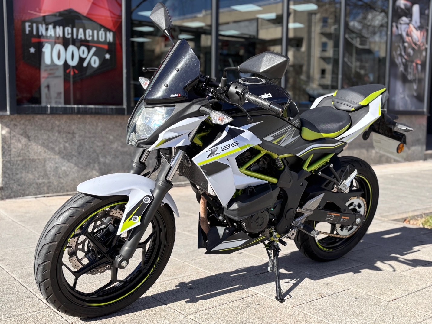 KAWASAKI Z 125 AÑO 2021 CON 14.752 KM.