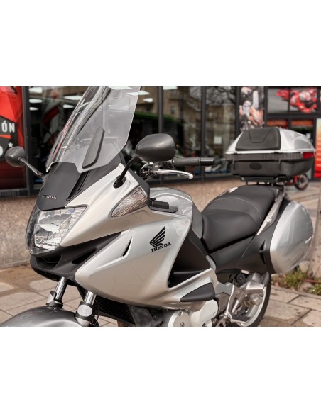 HONDA NT 700 DEUVILLE ABS AÑO 2012 CON 72.536 KM.